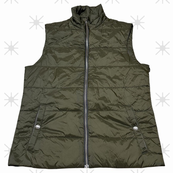 Banana Republic Jackets & Blazers - Banana Republic Quilted puffer vest sz Small zip up outerwear winter